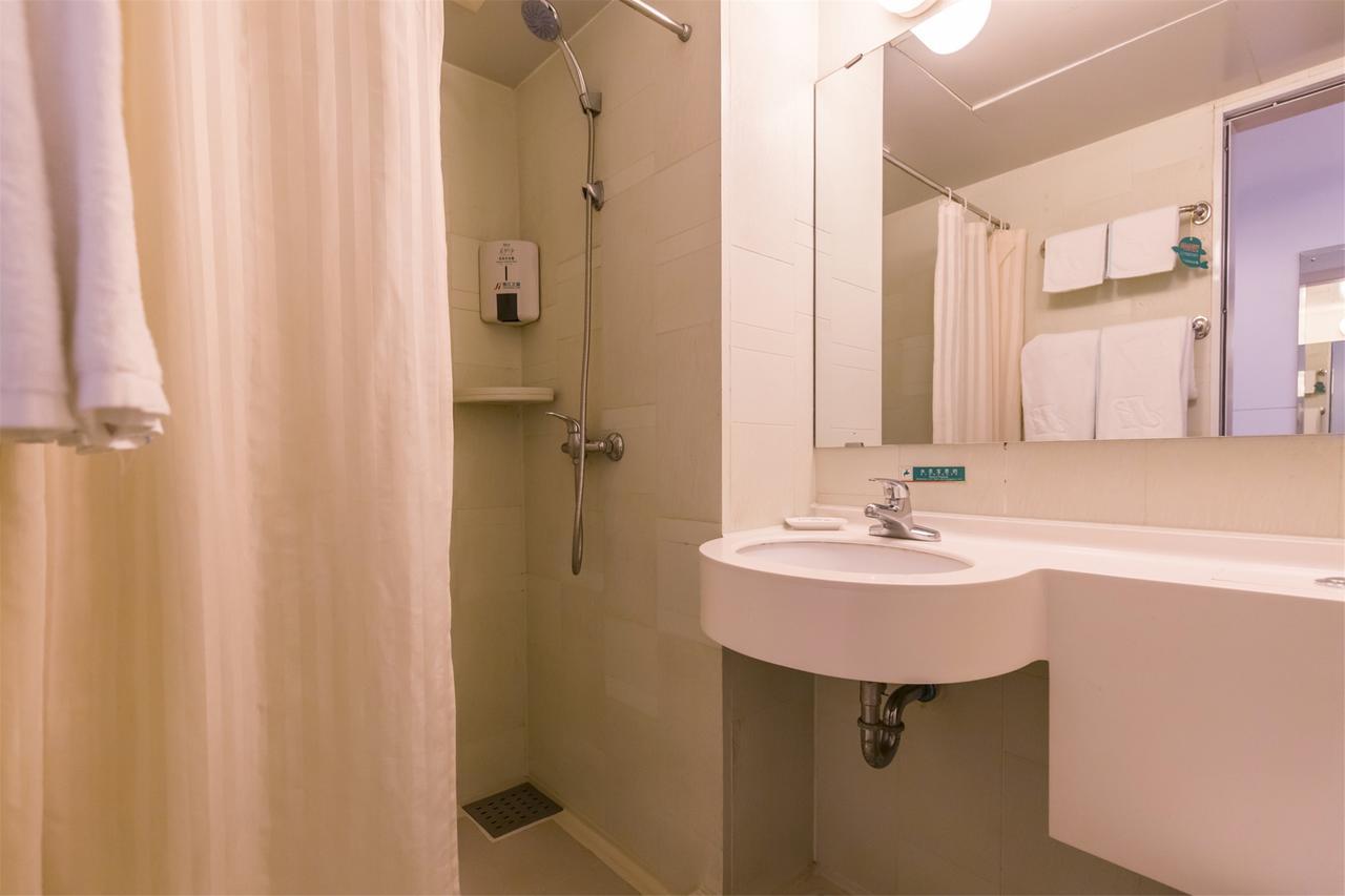 Jinjiang Inn Xi'An Wulukou Wanda Plaza To Be Changed Екстер'єр фото